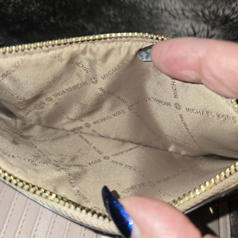 Michael Kors Double Zip Wallet Phone Holder Mk - Picture 4 of 7